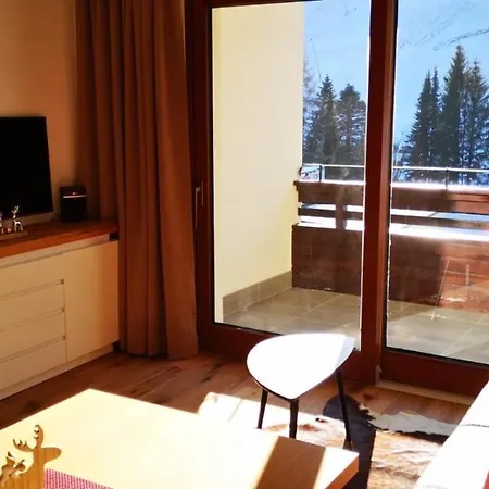 Bella Vista Apartment *